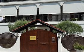 Amaryllis Luxury Rooms